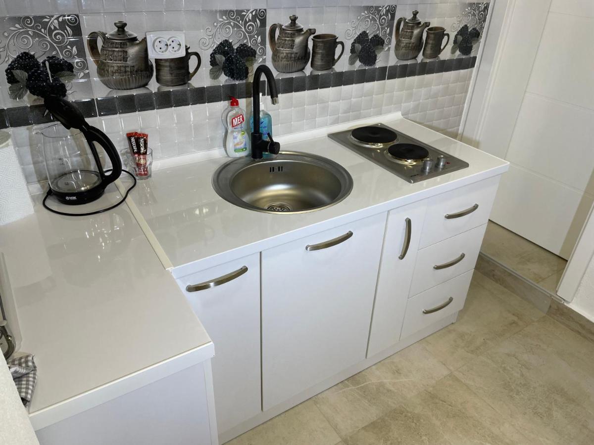 Bora Apartmani - Free Parking - City Center Вранє Екстер'єр фото
