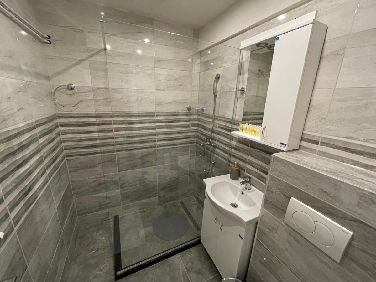 Bora Apartmani - Free Parking - City Center Вранє Екстер'єр фото