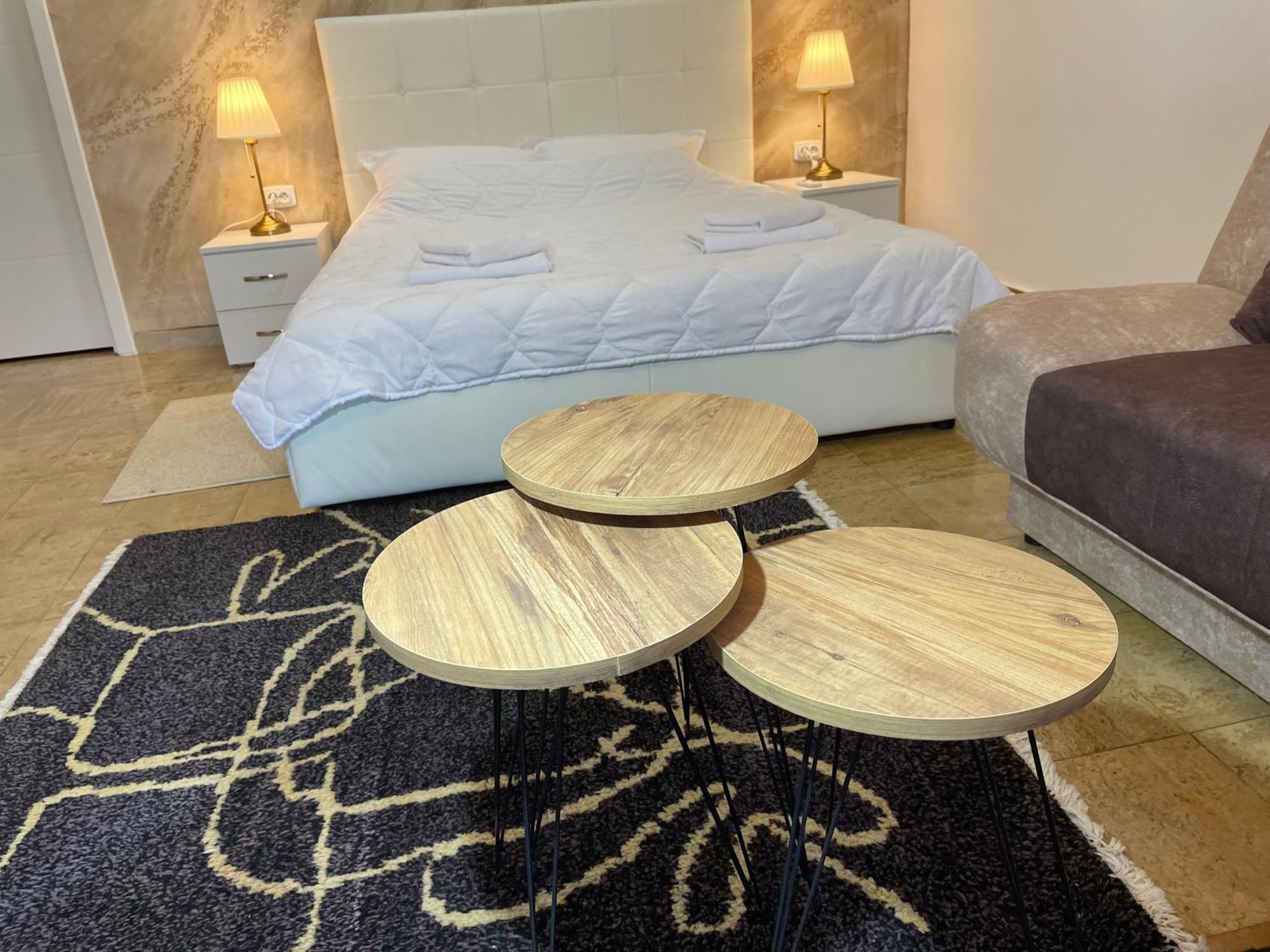 Bora Apartmani - Free Parking - City Center Вранє Екстер'єр фото